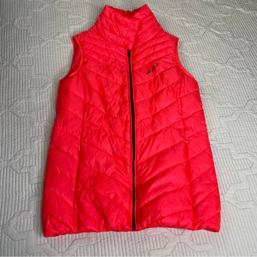 2XU Sleeveless Full Zip Puffer Cycling Running  Jacket Vest Women’s Sz S Pink